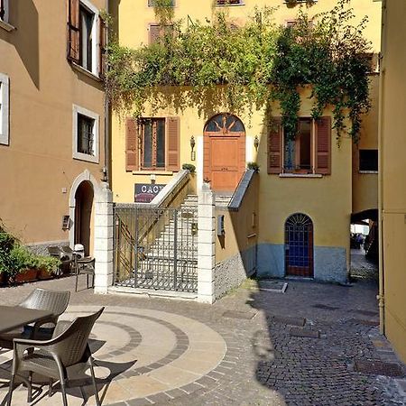 Antico Palazzo Signorile Daire Salò Dış mekan fotoğraf
